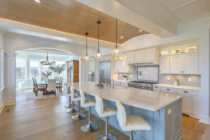 Ashton Kitchen